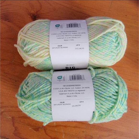 Big Twist Lollipop Twistie Acrylic Yarn In Saturday Morning - Picture 2 of 2